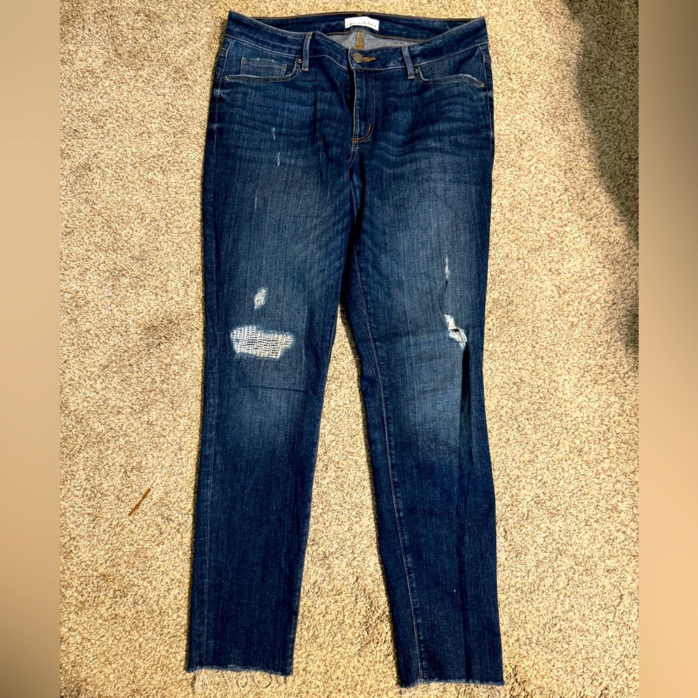 Loft destructed curvy skinny jeans, size 8/29